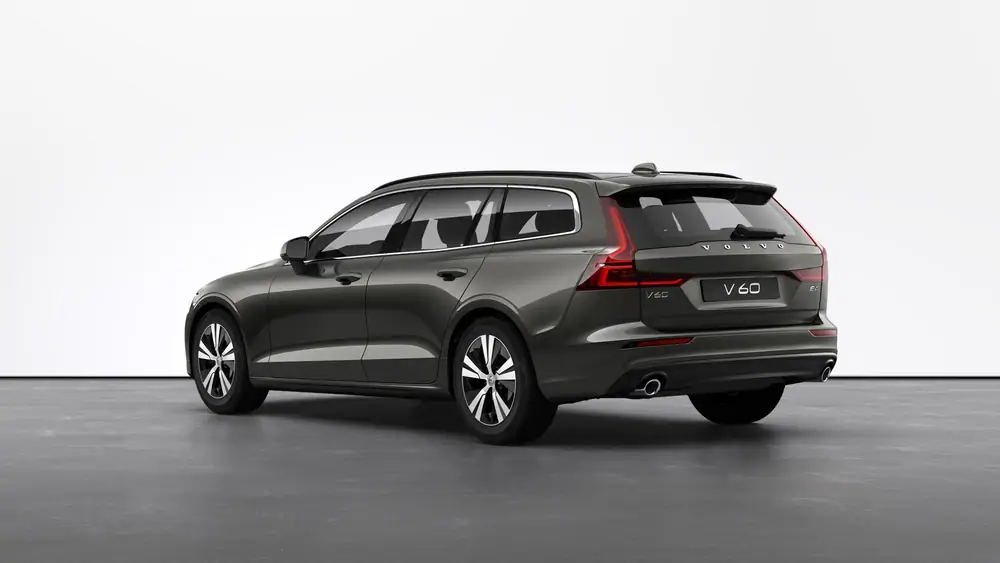 New Volvo Momentum Pro Mild hybrid 8-speed Geartronic™ automatic transmission 2