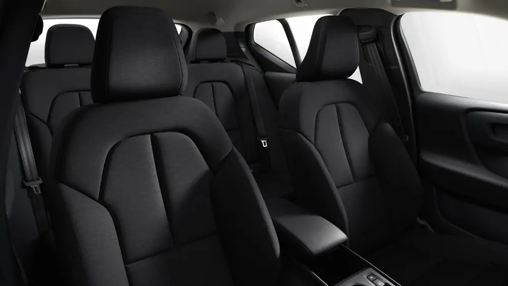 New Volvo Momentum Core Micro hybrid 8-speed Geartronic™ automatic transmission 01900 - BLACK SOLID "STONE" 5