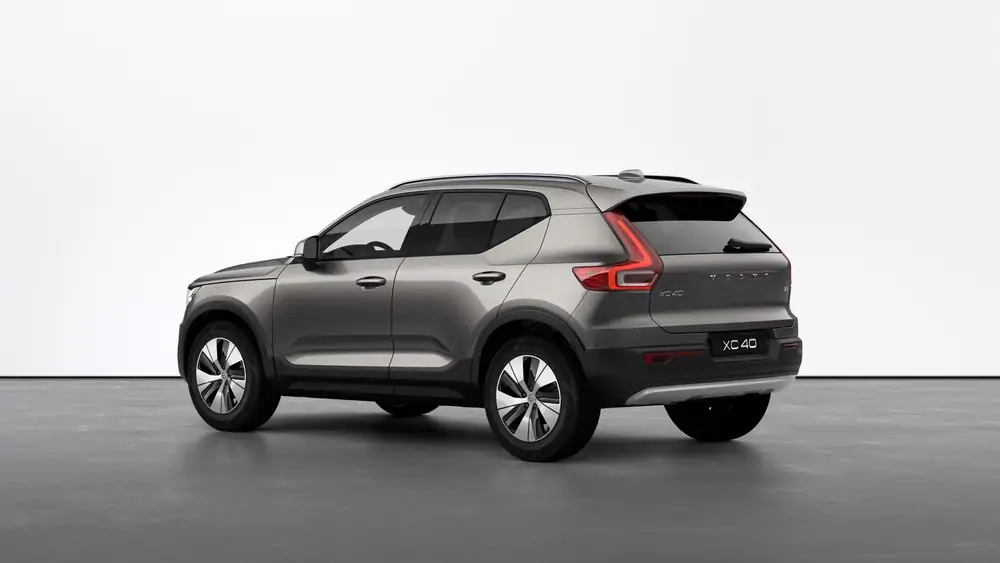 New Volvo Momentum Pro Micro hybrid 8-speed Geartronic™ automatic transmission 2