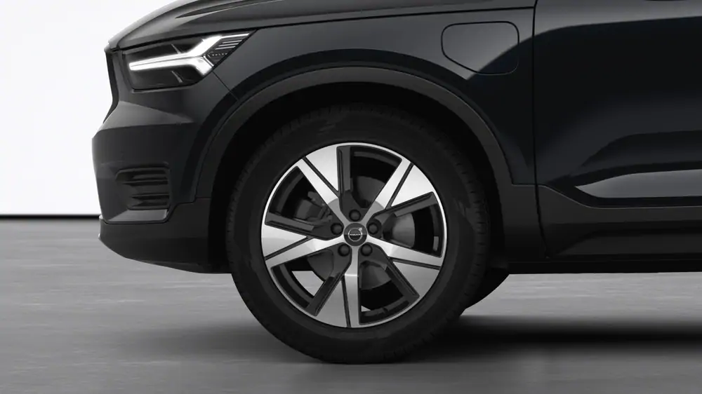 New Volvo R-Design Plug-in Hybrid 7-speed Dual Clutch automatic 3