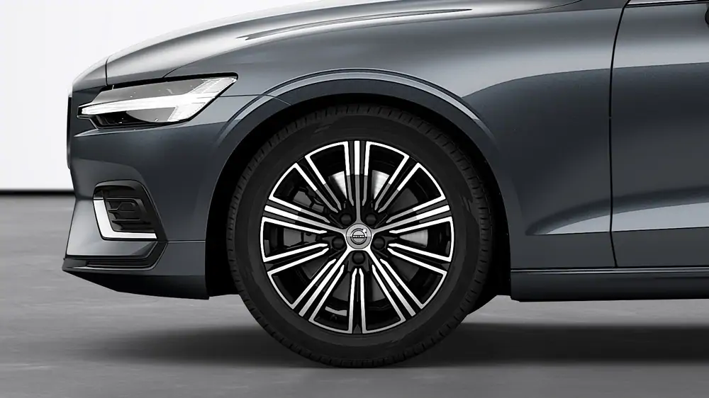 New Volvo S60 Inscription Mild hybrid 8-speed Geartronic™ automatic transmission 3