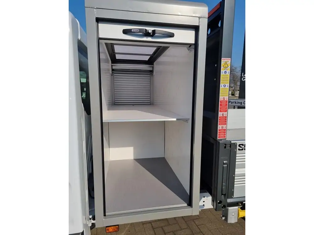 New Ford Transit 2t mca 350L Chassis enkele cabine L3 Trend/zonder laadbak RWD M6 2. AXW - niet-metaalkleur: Frozen White 9